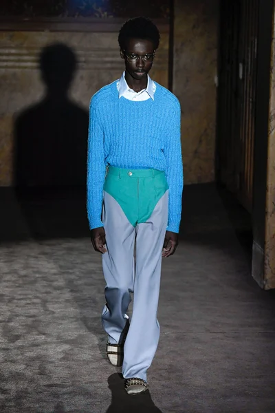 Look 7